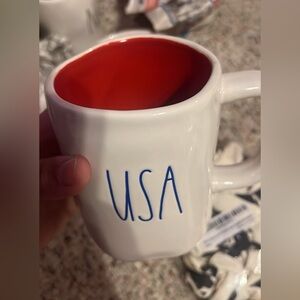 Rae Dun. USA mug